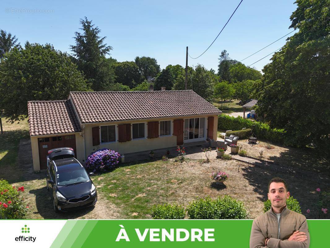 Maison à SAINT-PIERRE-D'EXIDEUIL