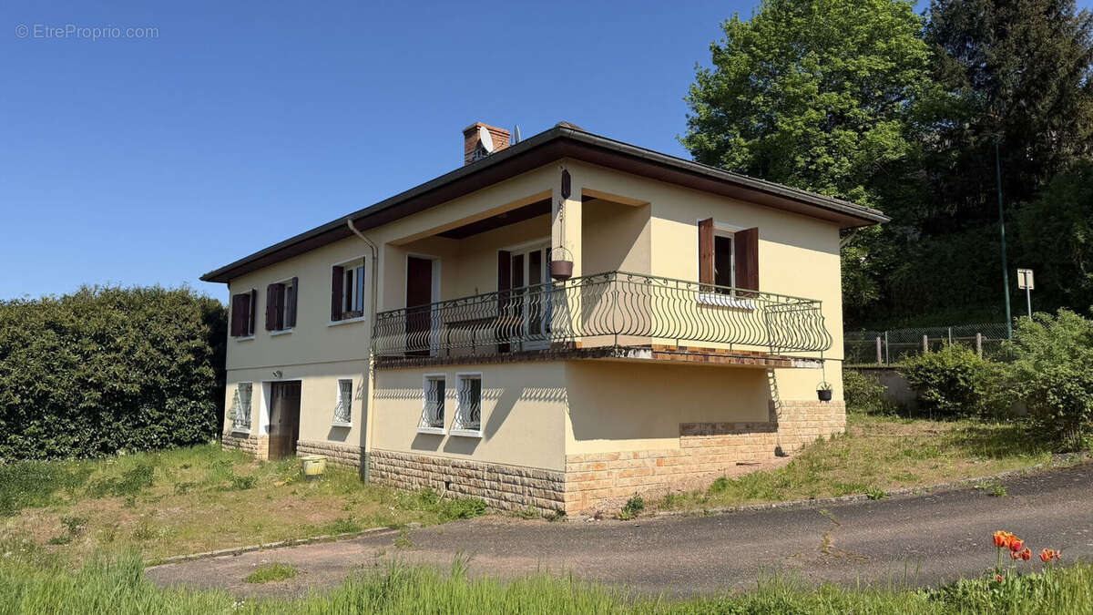 Photo 2 - Maison à AMPLEPUIS