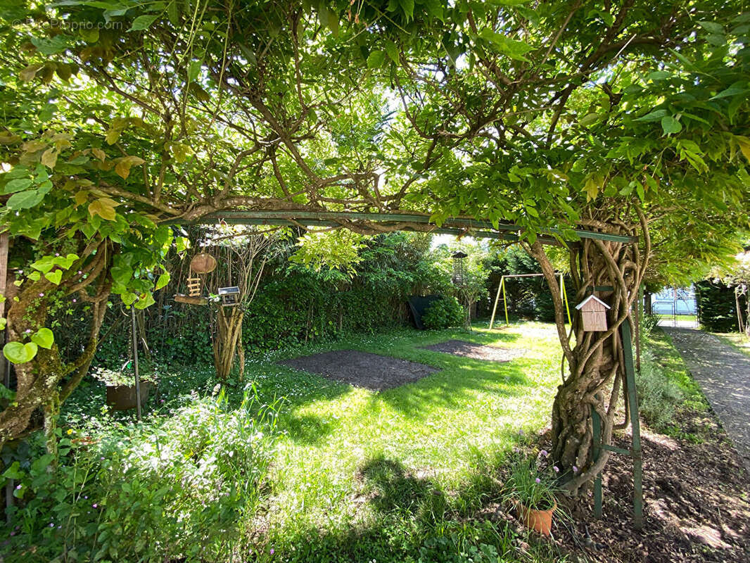 Maison à RIVIERE-SAAS-ET-GOURBY