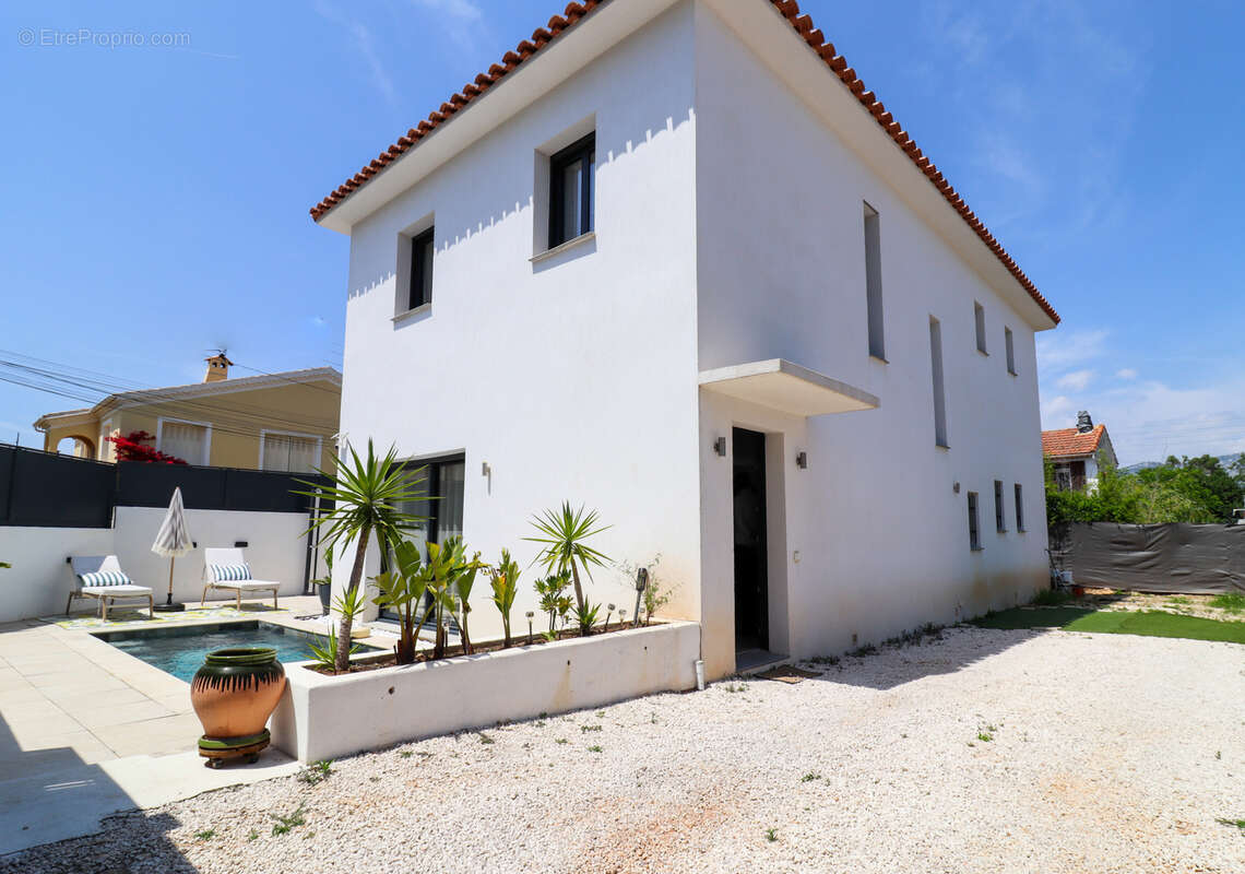 Maison à LA GARDE