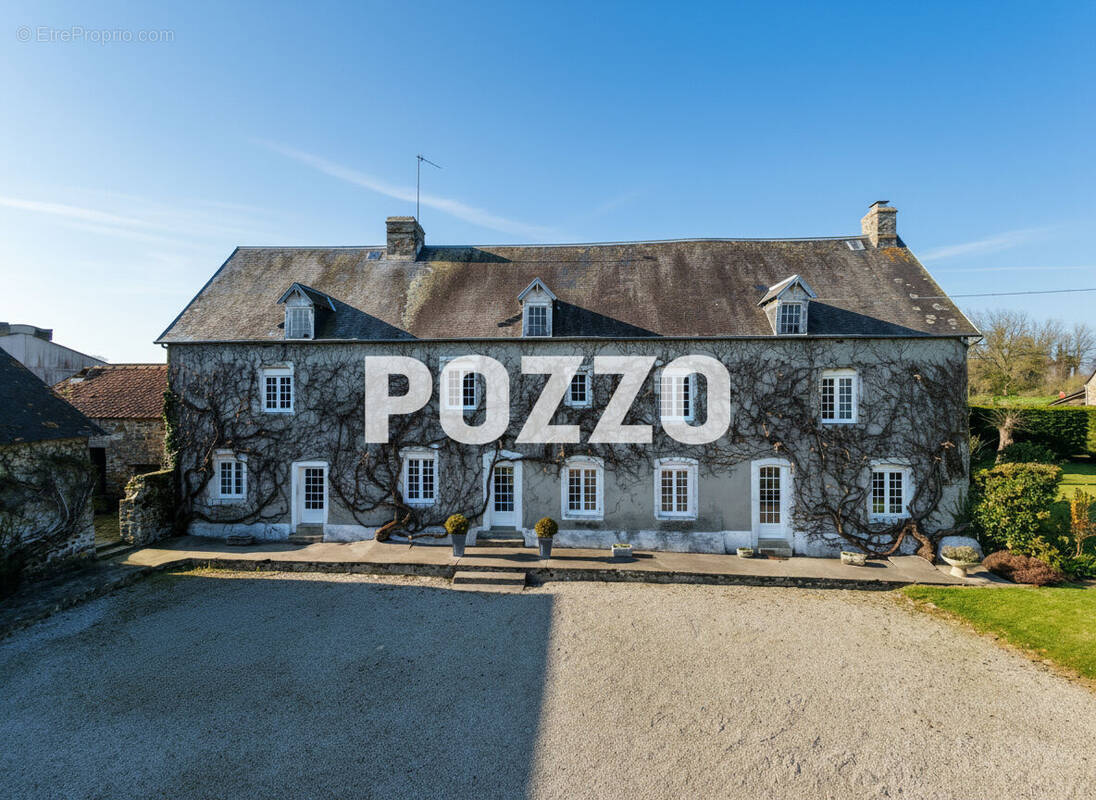 Maison à DOVILLE
