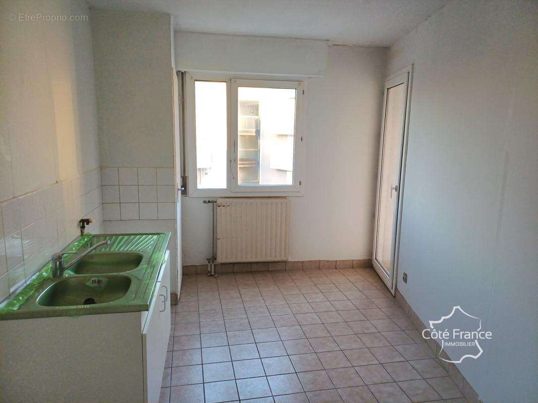 Appartement à LYON-8E