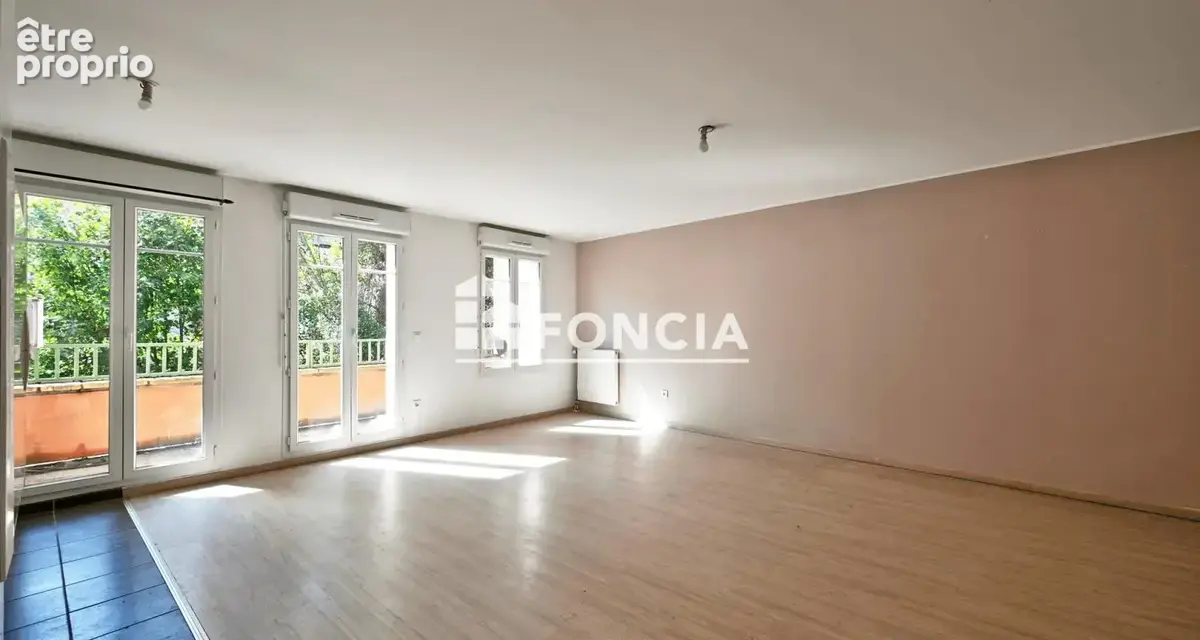 À VENDRE – Appartement 3 pièces avec balcon et 2 parkings privatifs à Persan / DPE - C - photo 3