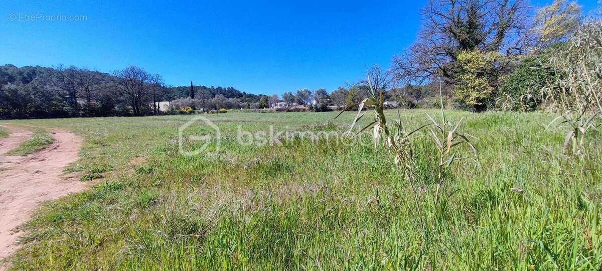 Terrain à GIGNAC