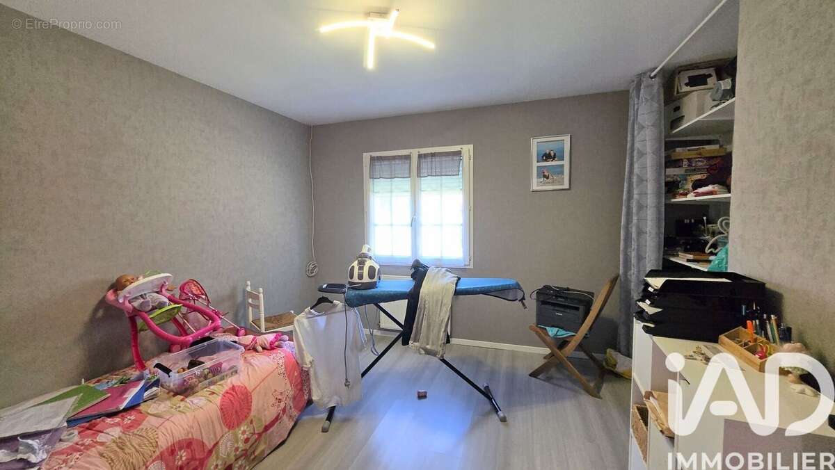 Maison 122 m² à Billom  - photo 7