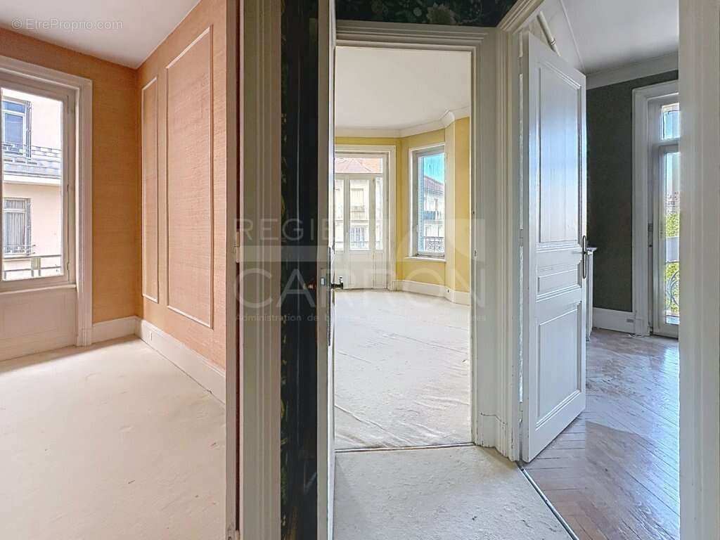 Appartement à LYON-6E