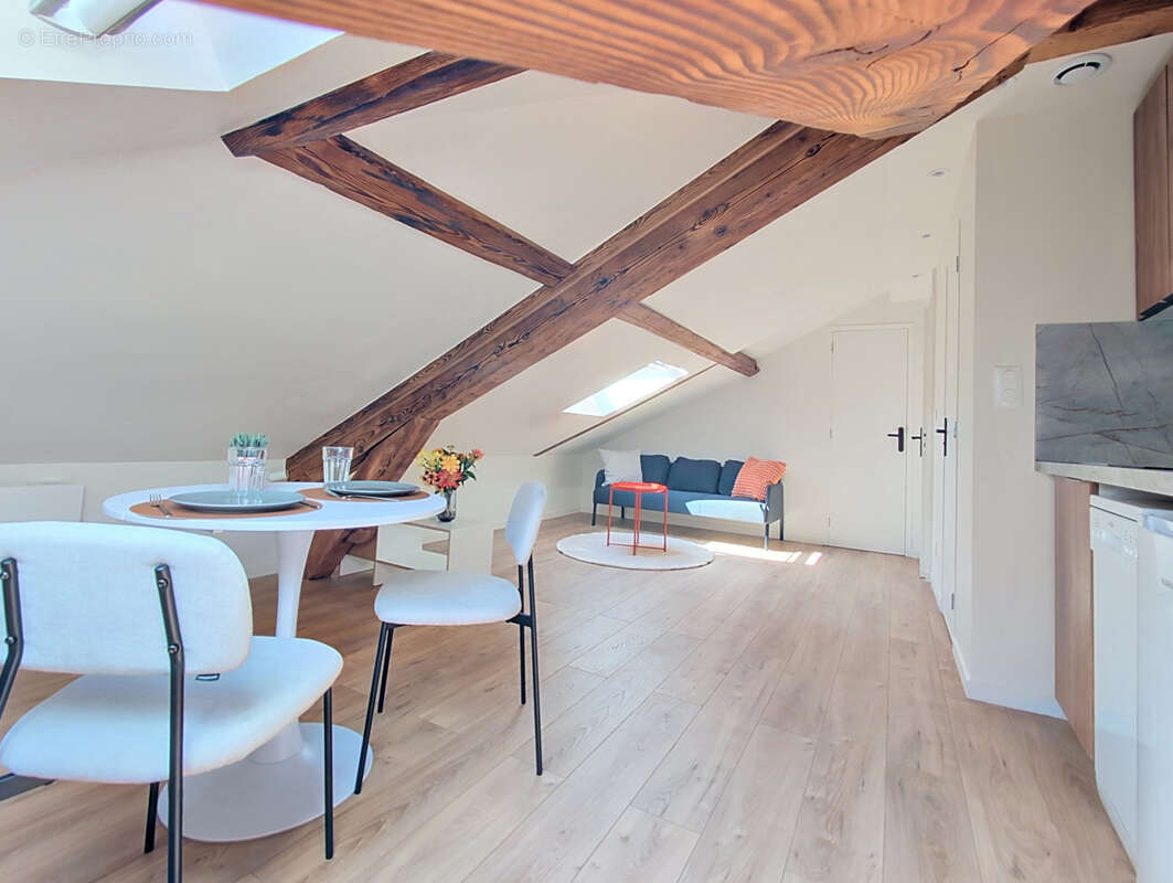 Appartement à AIX-LES-BAINS