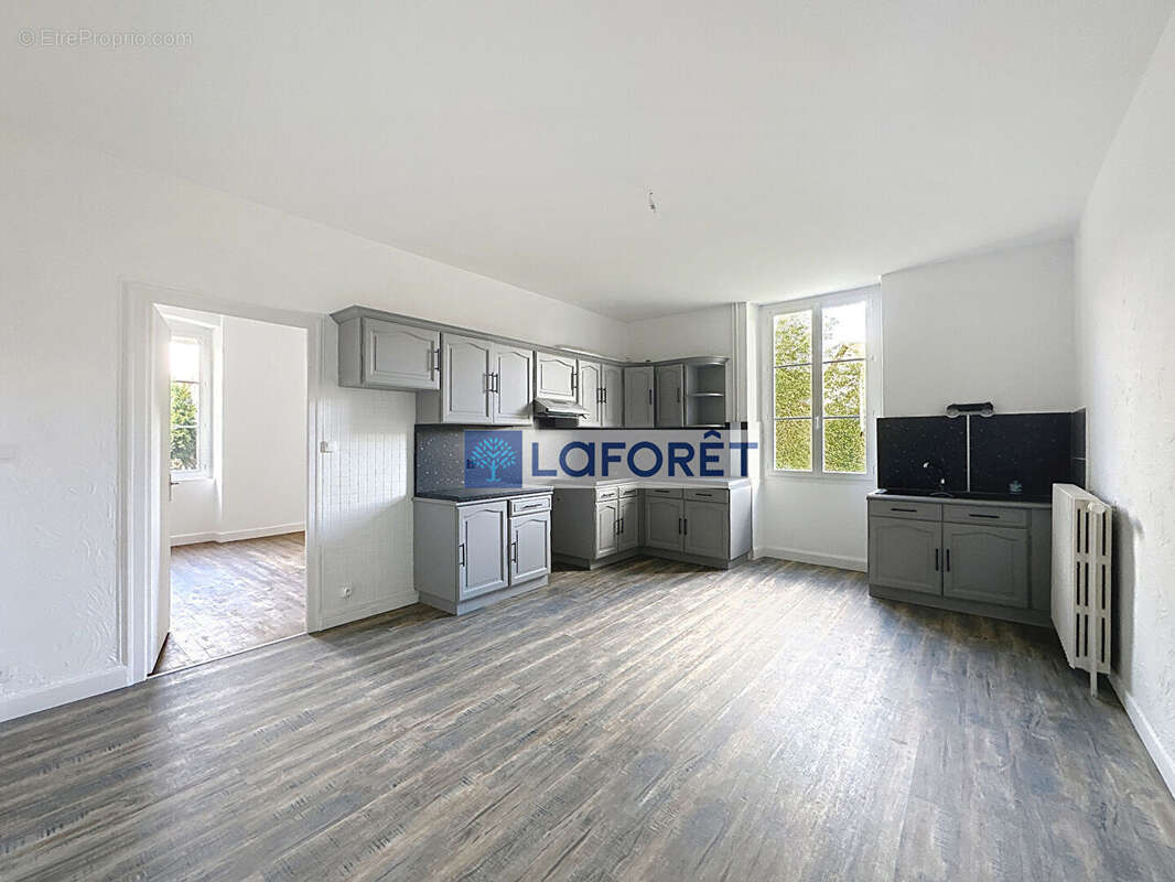 Maison à HUMES-JORQUENAY