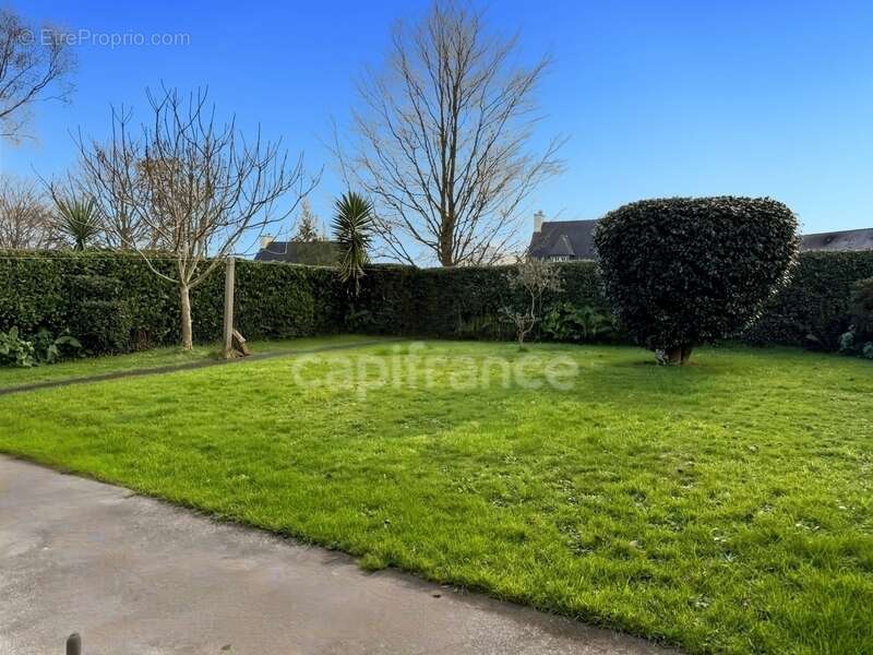 Maison à LE RELECQ-KERHUON