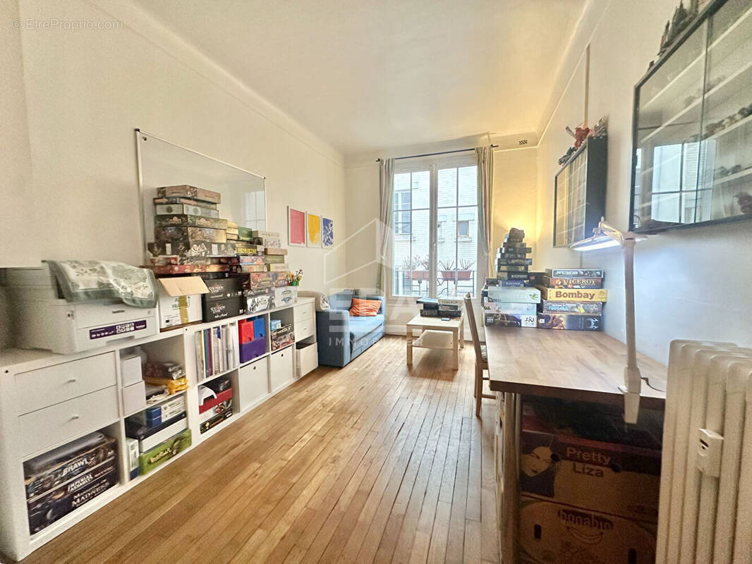 Appartement à SARTROUVILLE