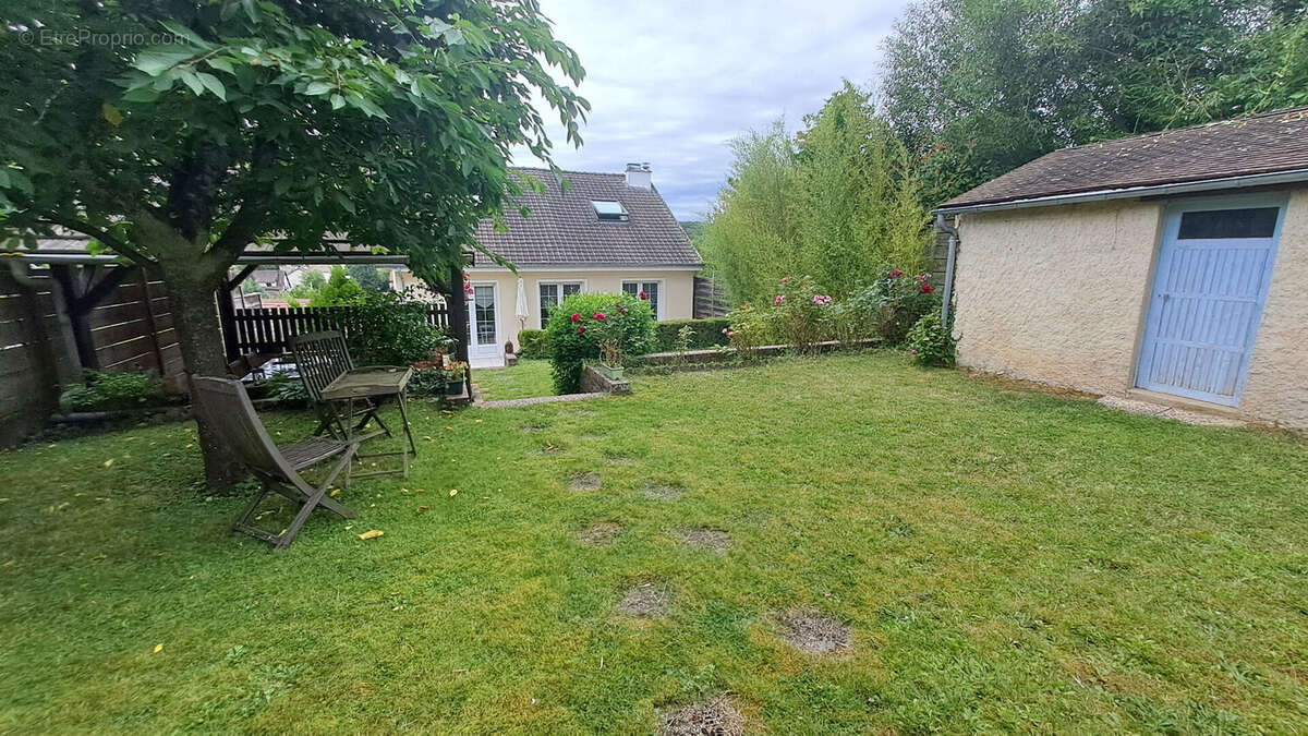 Maison à SAINT-REMY-LES-CHEVREUSE