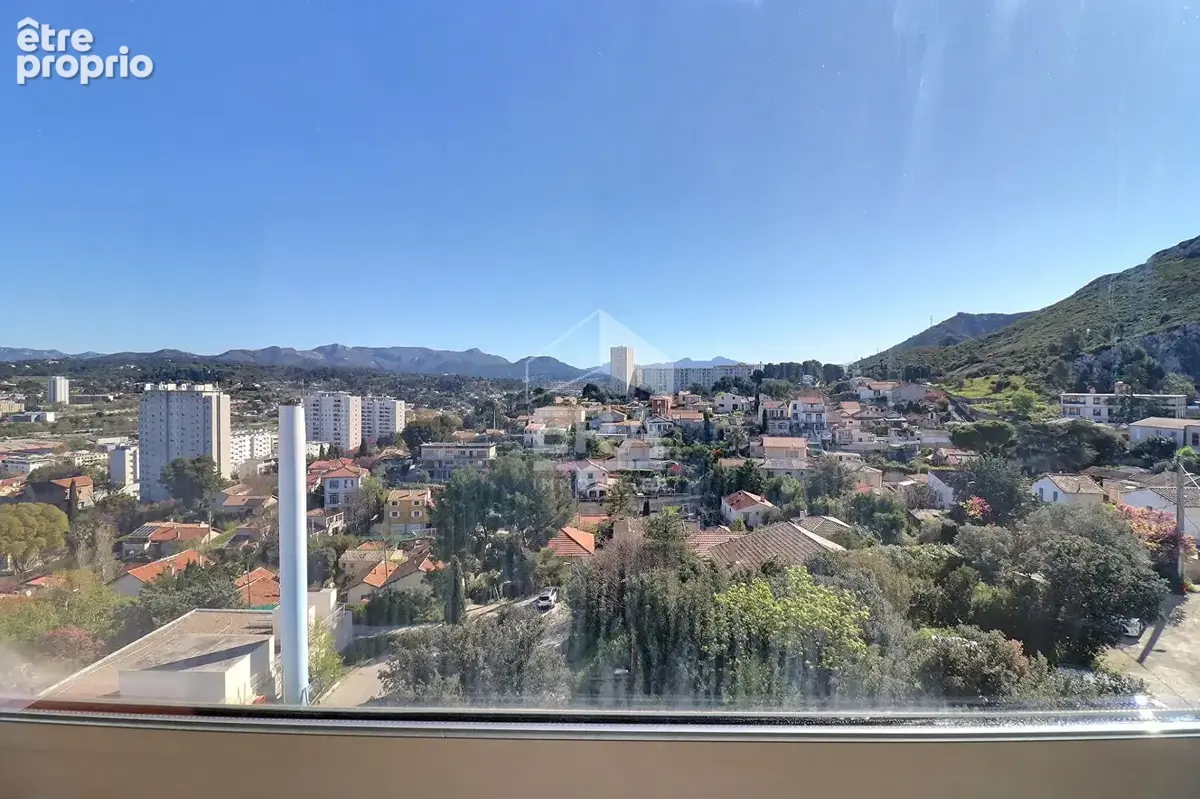 Appartement à MARSEILLE-11E