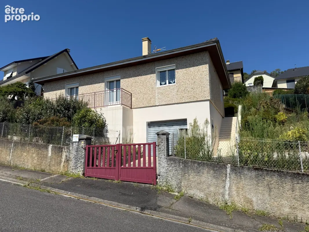 Maison à LOURDES