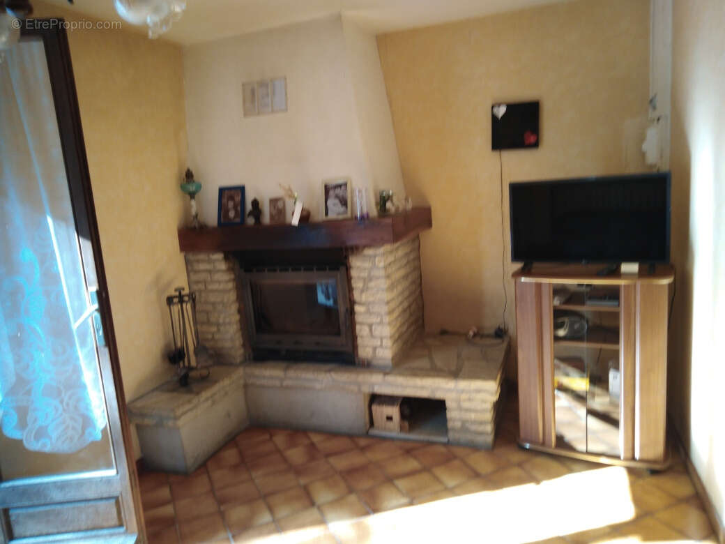 Maison à AISY-SUR-ARMANCON