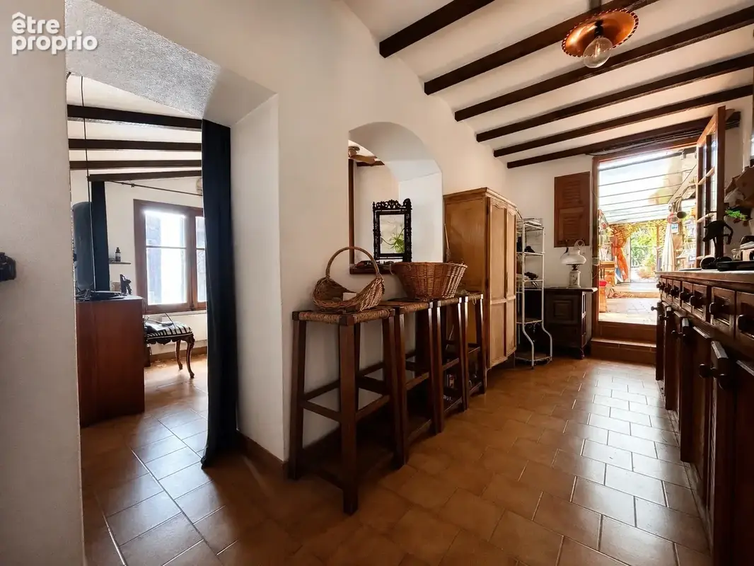 Propriété à rénover - accès pédestre - vue mer & piscine - photo 11