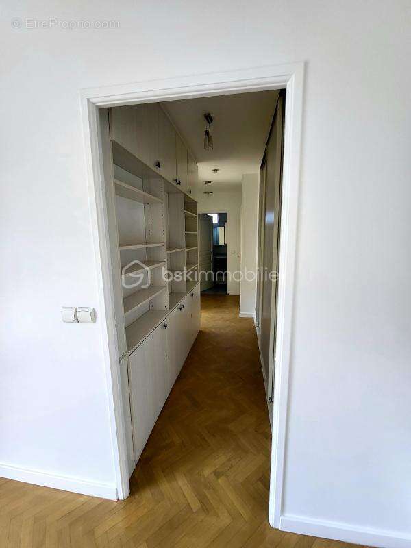 Appartement à CHOISY-LE-ROI