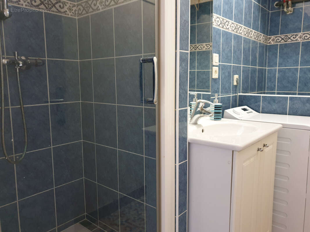 Appartement en bon état avec aperçu Mer- - photo 4