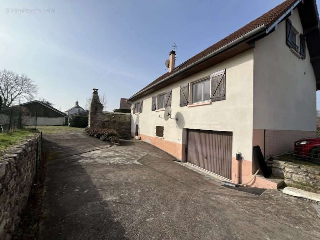 Maison à FROIDETERRE