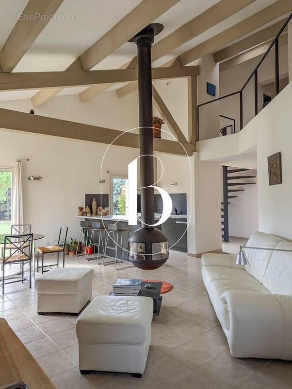 Maison à UZES