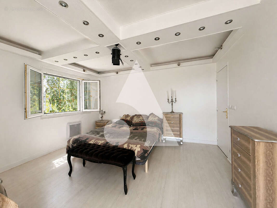 Maison à ARNIERES-SUR-ITON