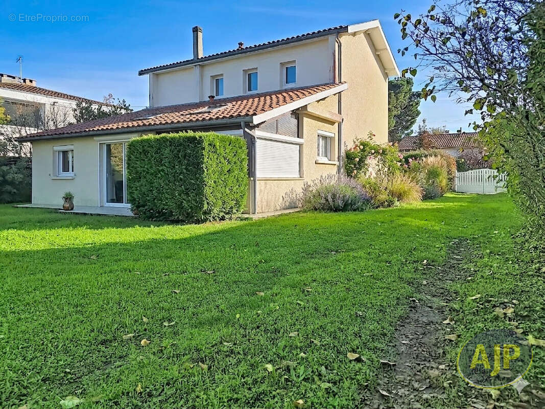 Maison familiale 6 pièces 124,50m² garages à Pessac - photo 6