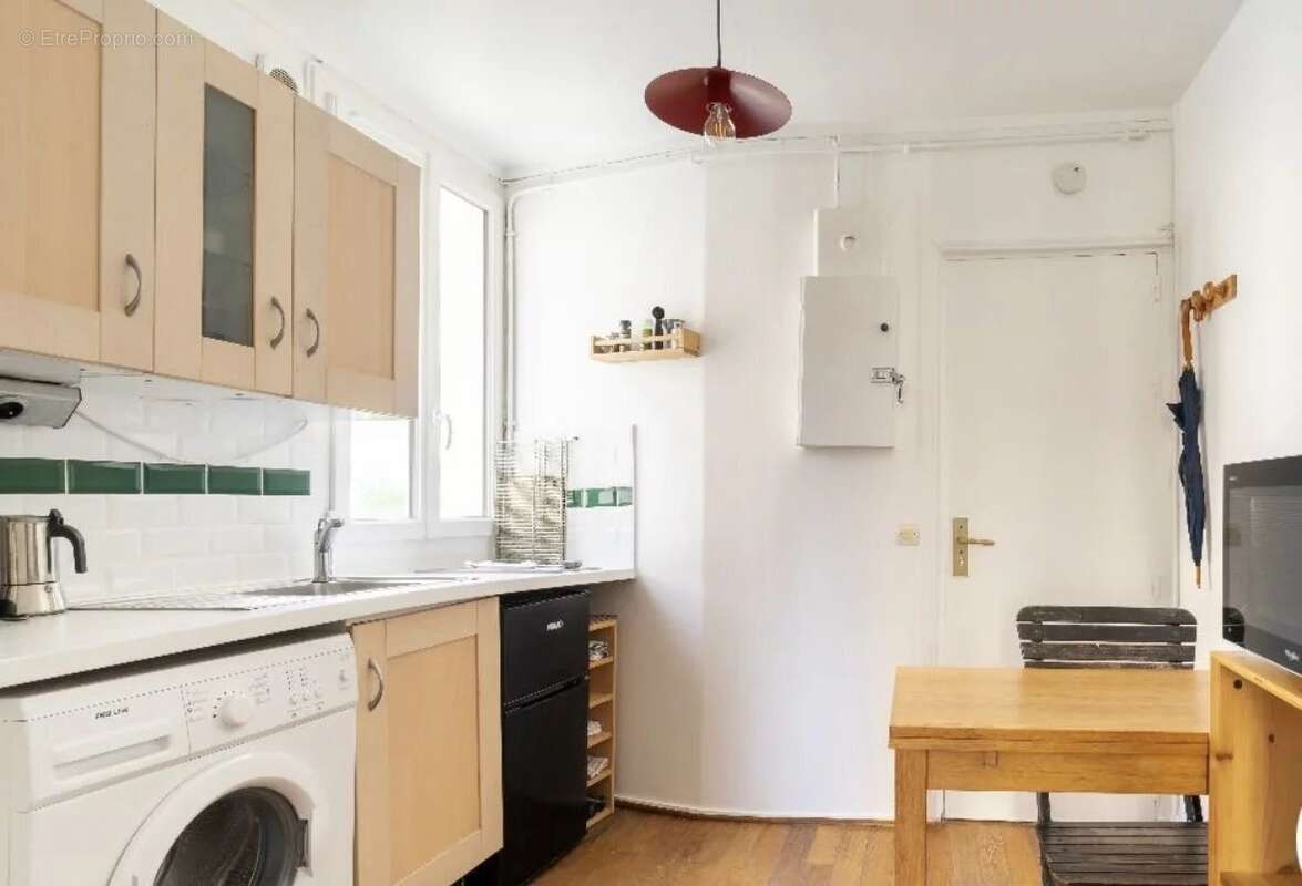 Studio rue du poteau vendu loué - photo 2