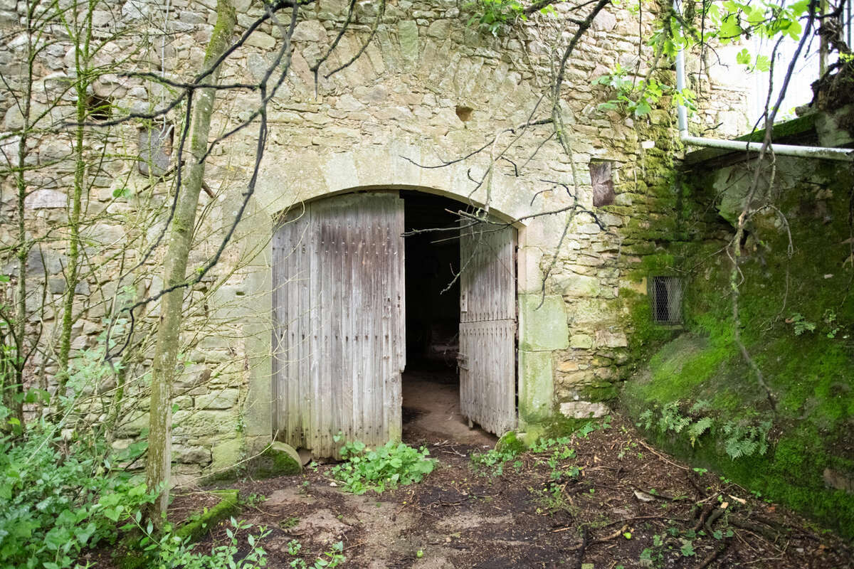 Stone barn to renovate - photo 10