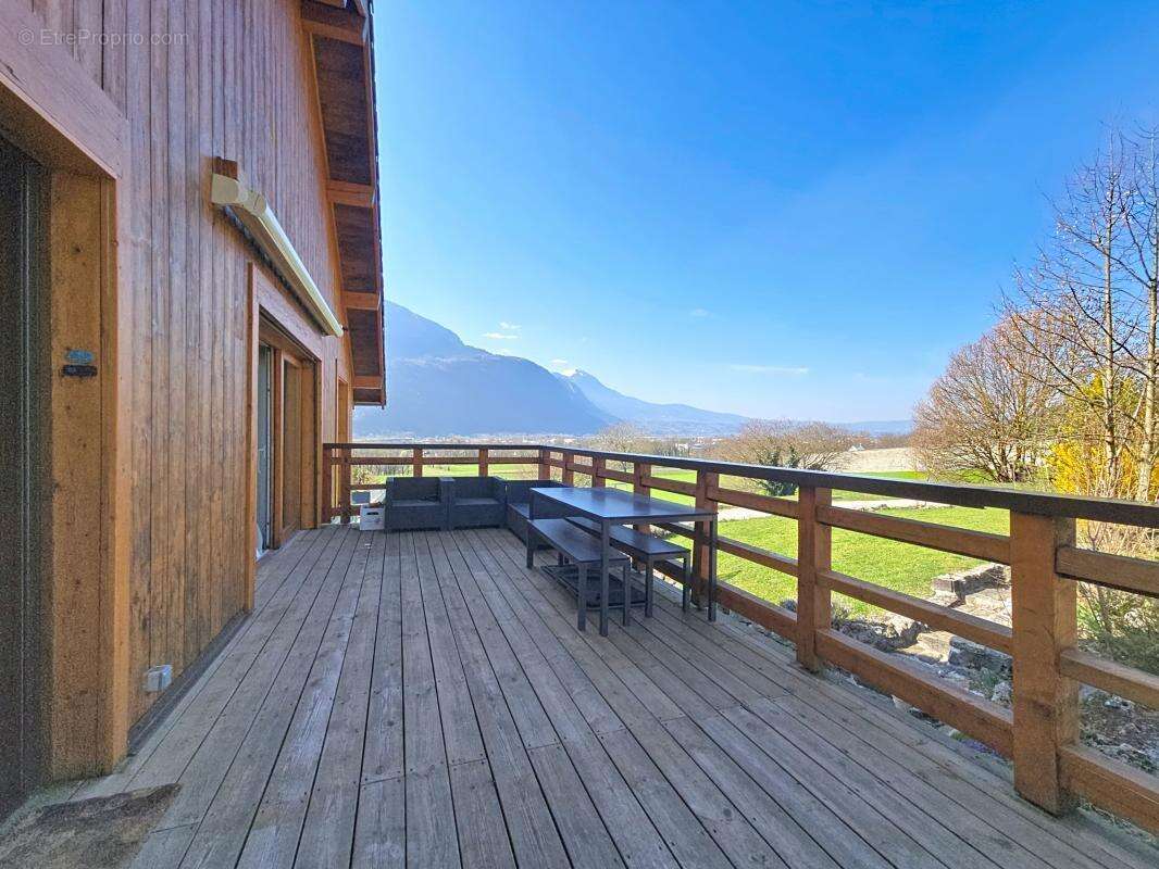 Appartement à AYSE