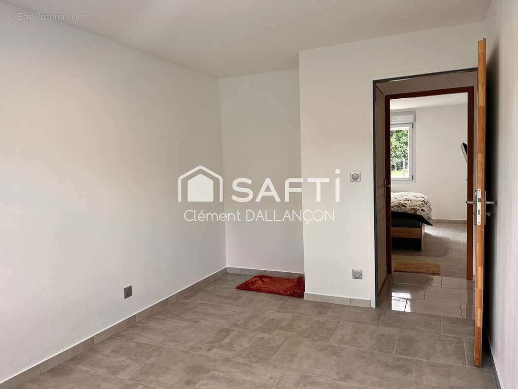 Photo 9 - Maison à SAINT-QUENTIN