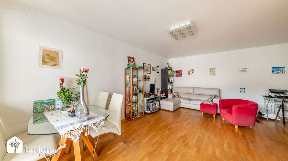 Appartement à LEVALLOIS-PERRET