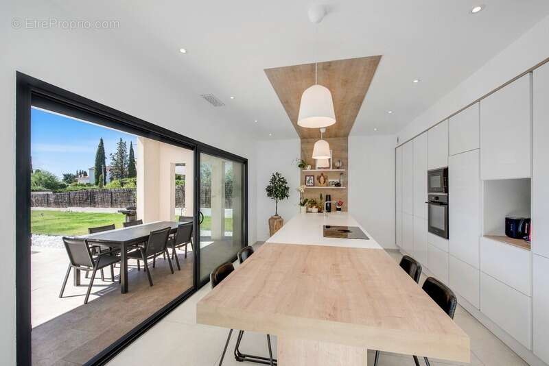 Villa contemporaine récente 8 piéces avec piscine - photo 4