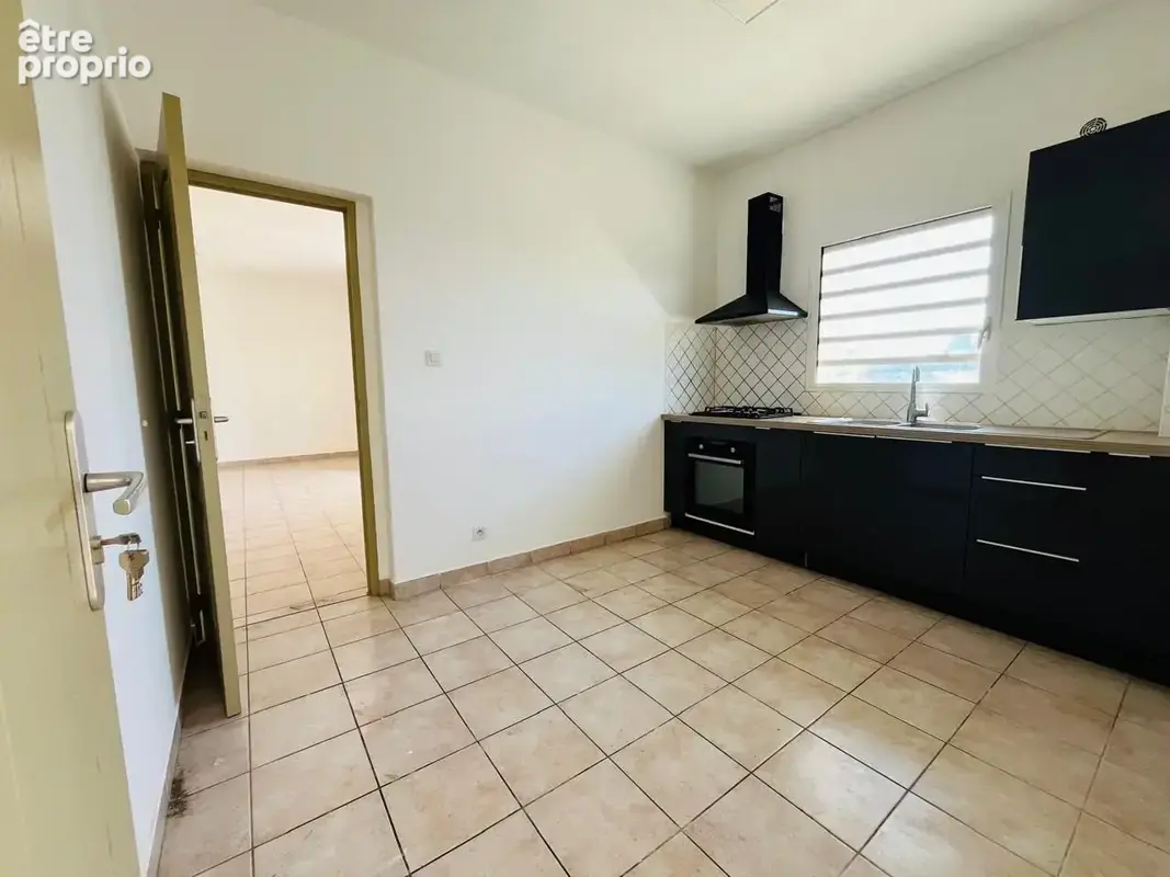 Maison 4 pièces 286 m² à vendre à Saint-Andre (97440) - photo 3