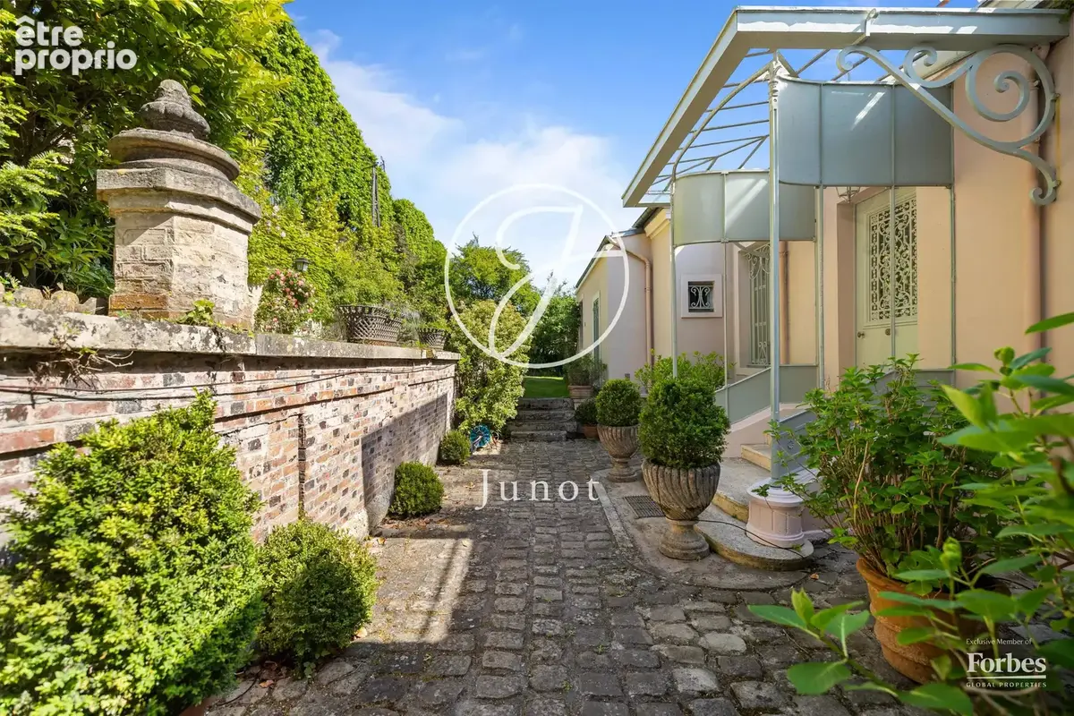 Chatou - BORDS DE SEINE - Maison - 3 chambres - 201m² - Terrain 397m². - photo 25