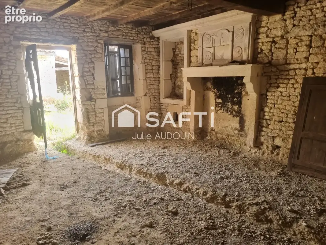 Photo 1 - Maison à SAINT-MARTIN-DE-JUILLERS