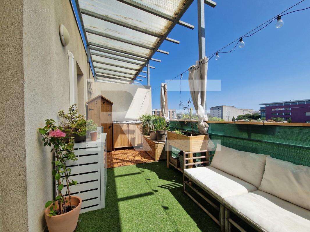 Appartement 65 m² 2 chambres terrasse garage et piscine - photo 8