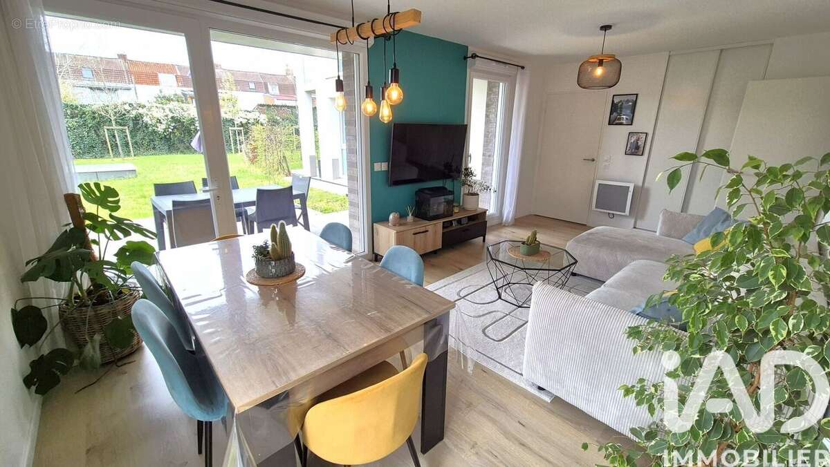 Photo 3 - Appartement à MONS-EN-BAROEUL