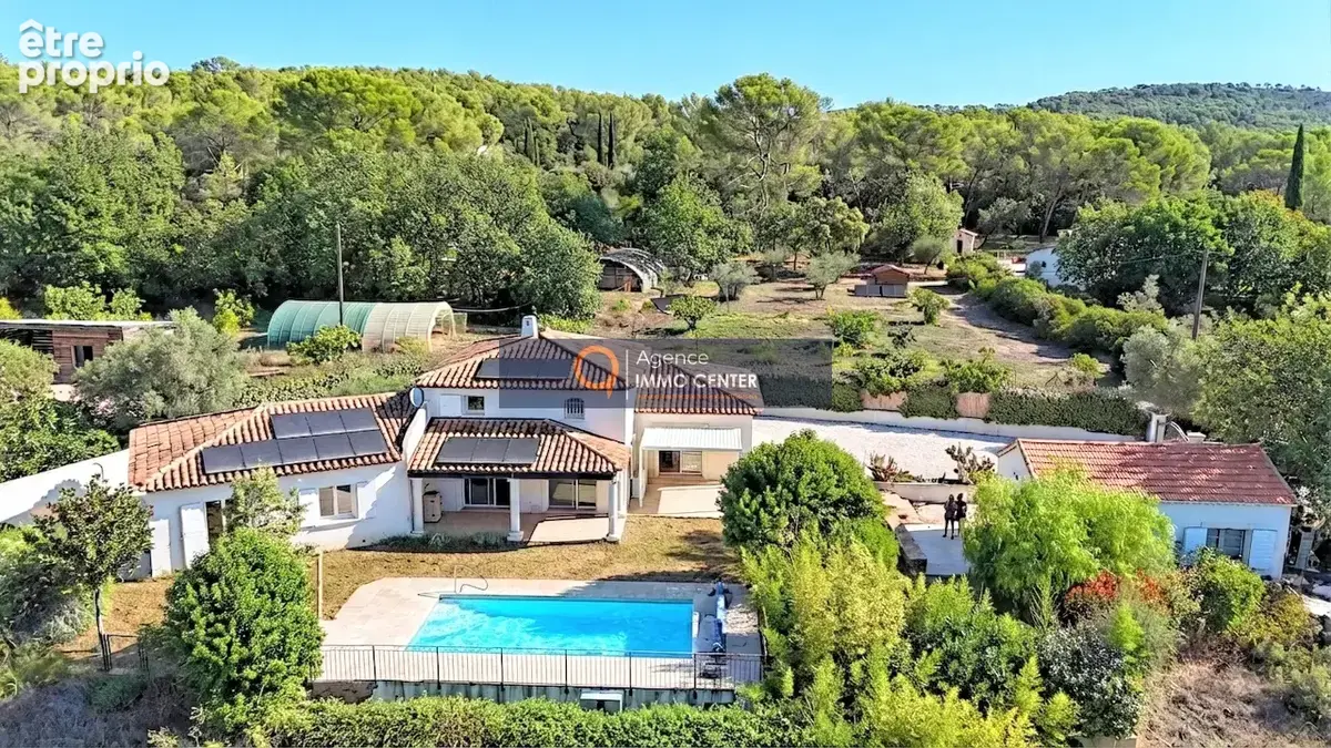Maison avec 5 chambres dépendance, garage, piscine - photo 2
