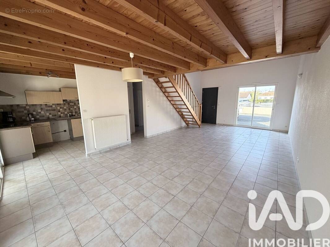 Photo 1 - Maison à MONTAIGU