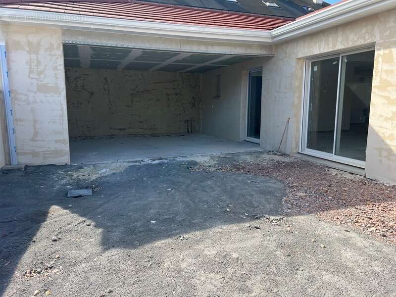 Maison à CHAUFFAILLES