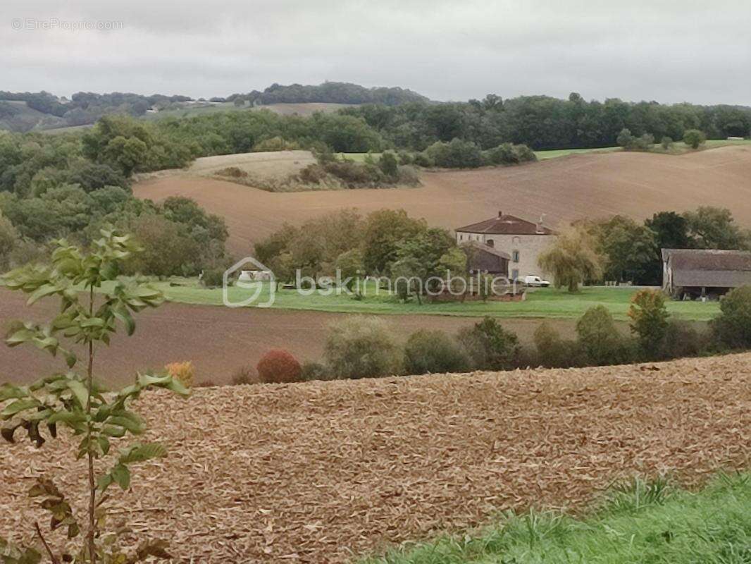 Maison à SAINT-GAUZENS