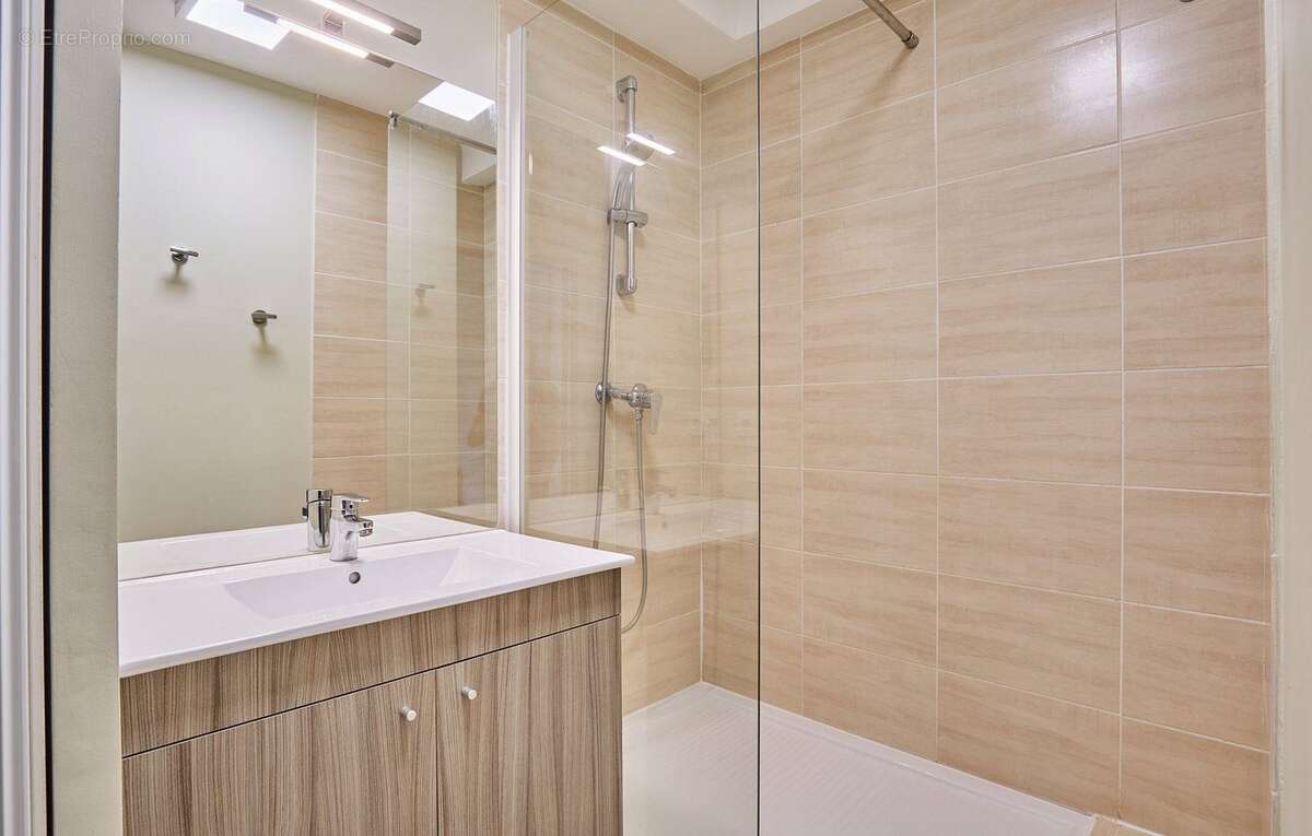 Appartement 30 m² à Salleles-D'aude  - photo 7