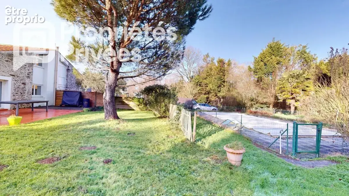 Maison Poiroux.Vente à termes libre d'occupation. 6 pièce(s) 115 m2 - photo 17