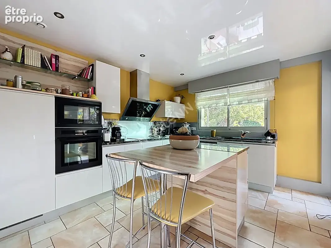 Maison plain pied 7 pièces à vendre à Rezé - La Houssais, 134 m², 3 chambres + mezzanine - photo 7