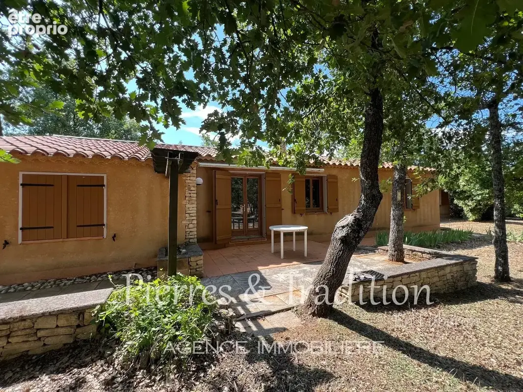 St Saturnin les Apt, maison de plain pied avec grand terrain clos - photo 10