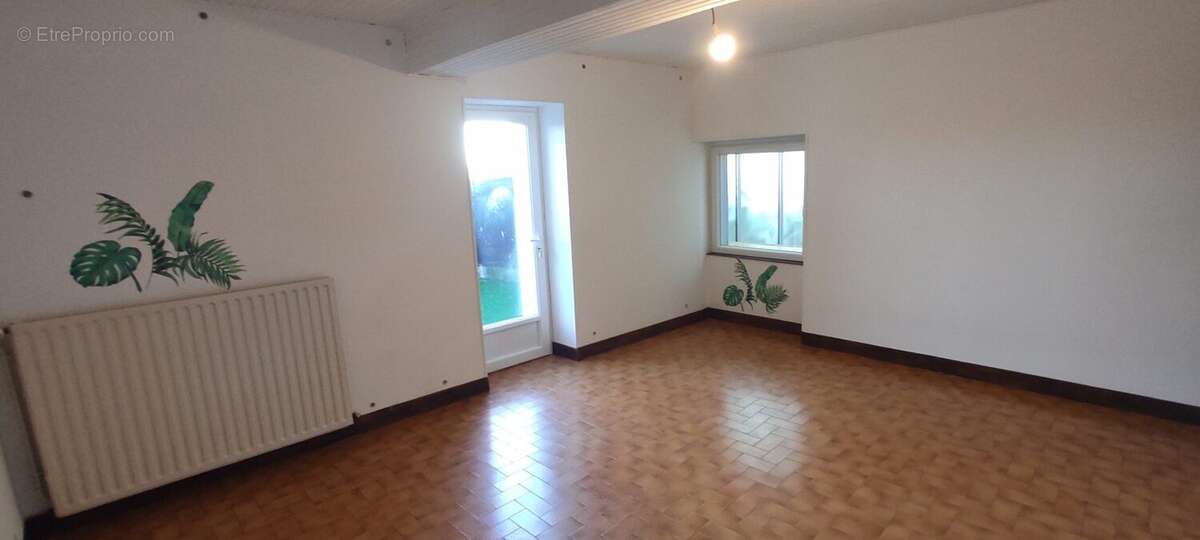 Maison à LE PECHEREAU