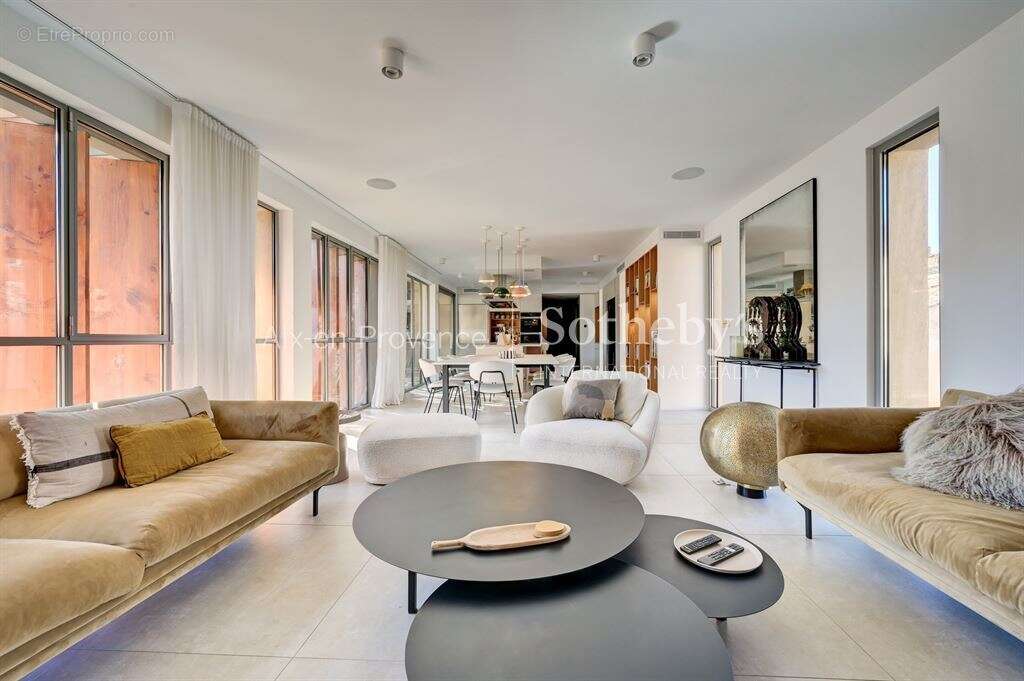 Appartement à AIX-EN-PROVENCE