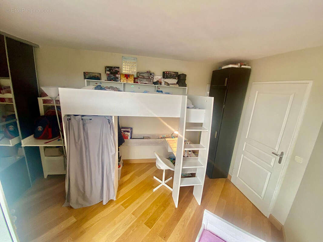 Appartement à SAINT-OUEN-L&#039;AUMONE
