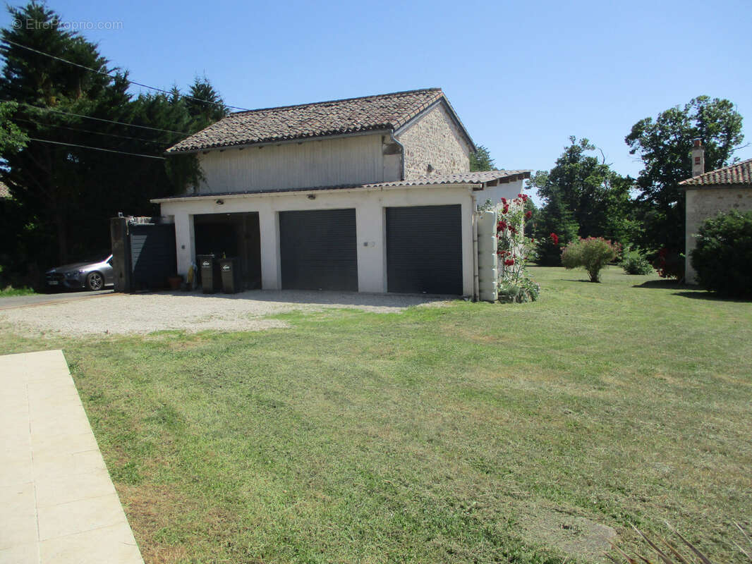 Maison à CEAUX-EN-COUHE