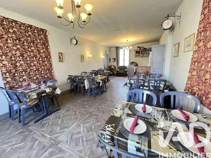 Photo 2 - Maison à BUSSIERE-POITEVINE