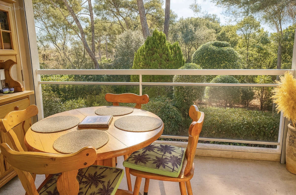 Appartement à SANARY-SUR-MER